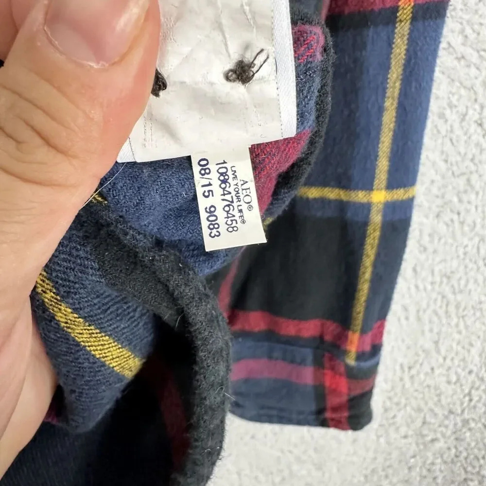 American Eagle Button Up Flannel Shirt Mens Small Blue Plaid Heritage Preppy - Picture 6 of 7